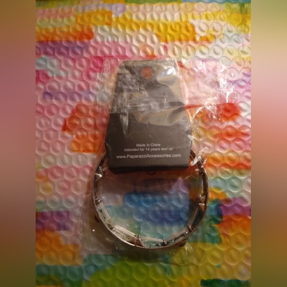 PAPARAZZI WILD WEST STORY GREEN BRACELET - Picture 9 of 15